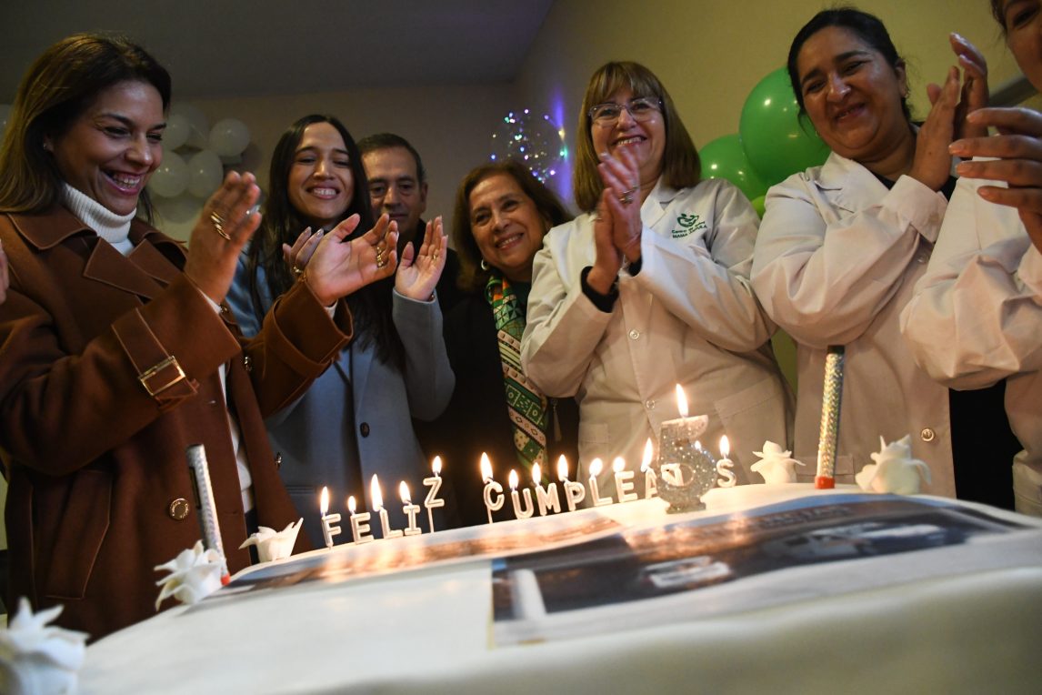 El Centro de Salud “Mama Antula” celebró su quinto aniversario y reafirmó su compromiso con la salud pública