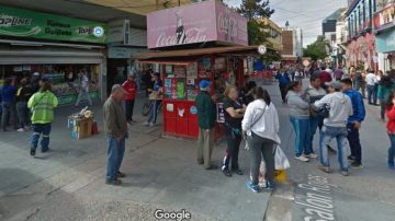 Susto en la peatonal: un hombre se descompensó y fue trasladado al hospital