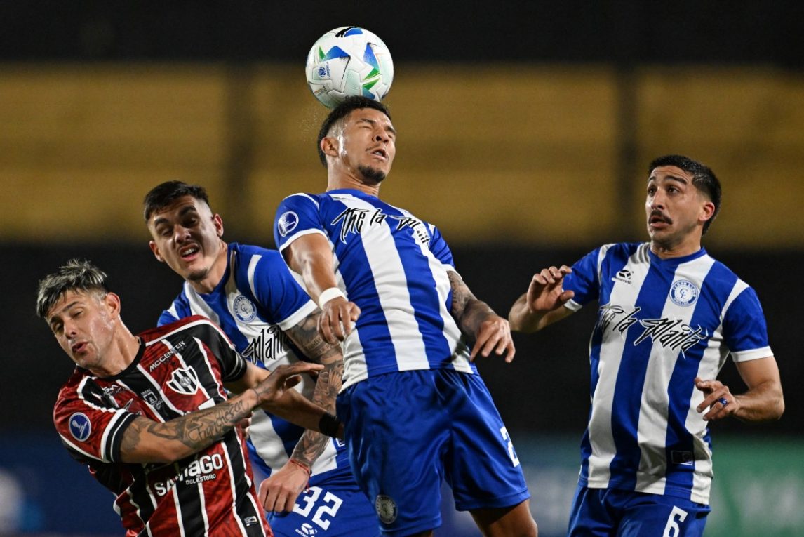 EN VIVO: Central Córdoba visita a Cerro Largo de Uruguay