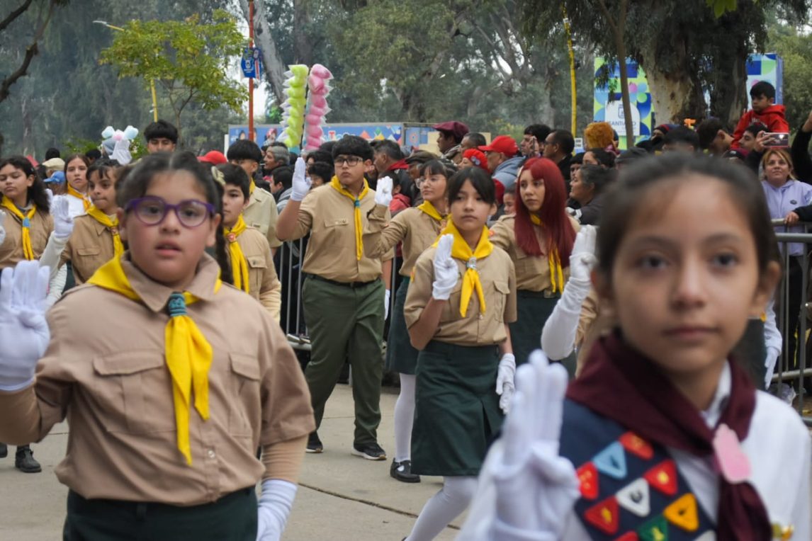 Las mejores FOTOS del Desfile Cívico Militar por el 472° aniversario de la “Madre de Ciudades”