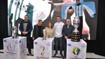 Volverán a exhibir las copas del Mundo, Ámerica y Finalissima en la Municipalidad
