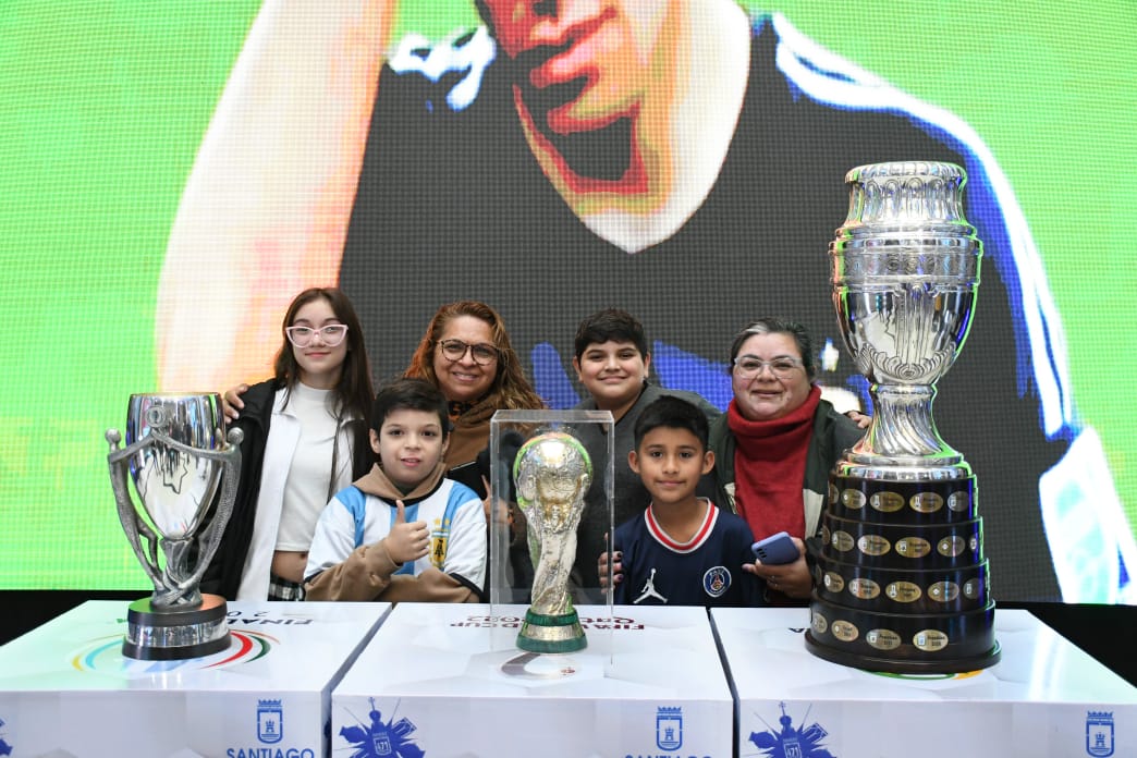 Hoy se exhibirán en la Municipalidad de Capital las copas del Mundo, América y Finalissima de la Selección Argentina de fútbol