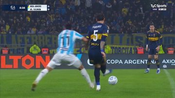 Bienvenido a la Copa Argentina: Paredes pisó a Coronel quien tuvo su desquite