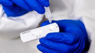 Detectaron en Sudamérica la variante “Frankenstein” del COVID: cuáles son sus síntomas y cómo prevenirla