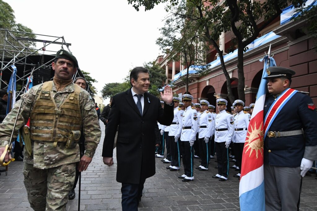 Feriado con chocolate, desfile y Tedeum: así será la jornada patria en Santiago del Estero
