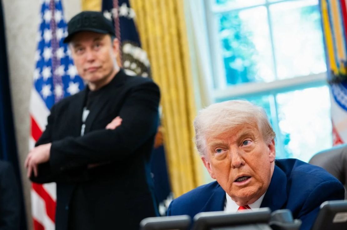 Donald Trump: Hay que “echarle un vistazo” a la deportación de Elon Musk de EE.UU.