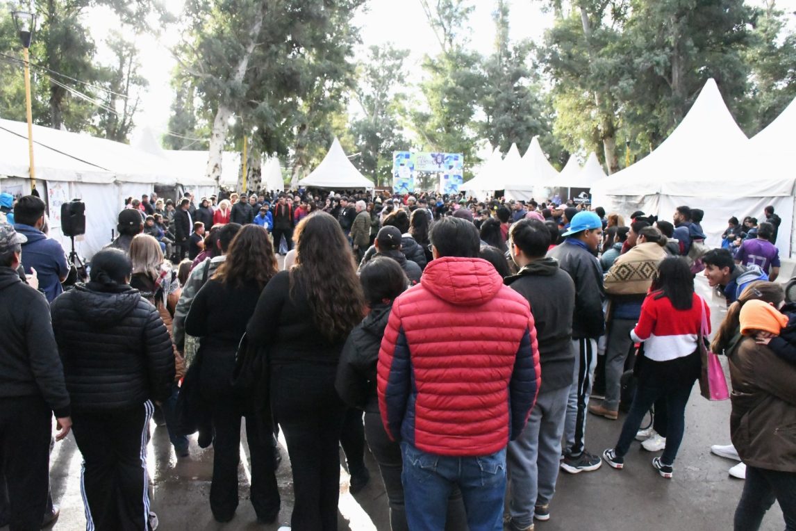 La Feria Artesanal cerró otra edición con un gran marco de concurrentes