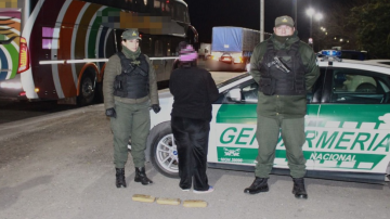 No era panza: una mujer ocultaba 3 kilos de cocaína en el abdomen