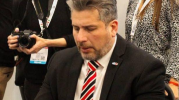 Pesar por la muerte del padre de Nelson Bravo, subsecretario de Turismo de Santiago