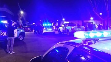 Detalles escalofriantes del policía que chocó y mató a un ciclista: escapaba con la bici en el capó