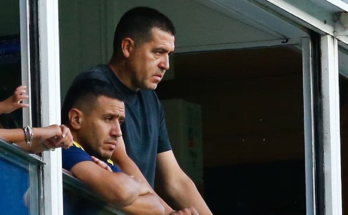 Filtran chats que comprometen a “Chanchi” Riquelme y arde la interna en Boca