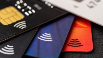 Alerta a los bancos la falta de pagos de tarjetas de crédito