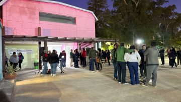 Emotivo último adiós a Johnny Mendizábal, el cantor del pueblo