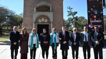 Zamora y Suárez recorrieron el Parque del Encuentro junto a mujeres activistas por la paz