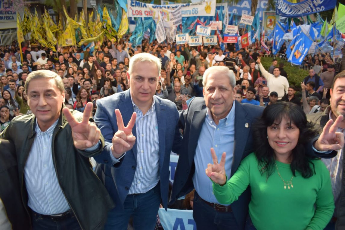 Neder en la presentación de candidatos del PJ: “No vamos a levantar la mano en el Congreso en contra de la gente”