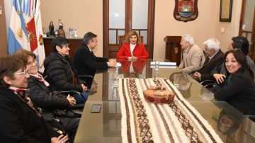 La intendente Fuentes recibió en el salón de acuerdos a la asociación civil Templanza