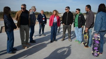 La intendente Fuentes supervisó la obra del Playón Deportivo de la Costanera Sur que incluye un skatepark