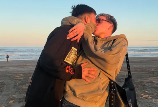 La confesión de Juan Otero, hijo de Flor Peña: “Soy la persona más tóxica del mundo, con mi novio nos rastreamos”