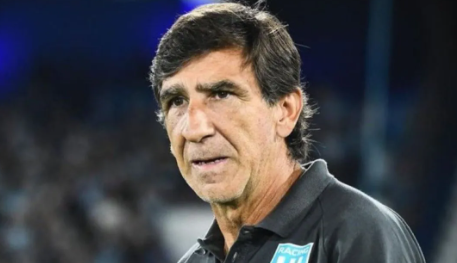 La indignación de Gustavo Costas por el arbitraje en el partido ante Boca