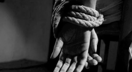 Brutal asalto a una mujer que puso su casa en venta: la maniataron y le exigían que “entregue el dinero”