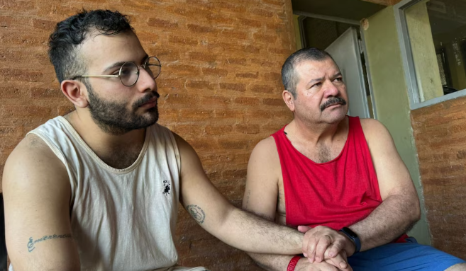 El vehículo que trasladaba a Emerenciano y César Sena chocó camino a una audiencia por el femicidio de Cecilia Strzyzowski