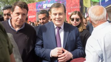 El gobernador Zamora visita la expo “Santiago Productivo”