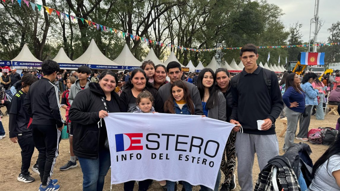 EN FOTOS: Algunas postales de la gente con Info del Estero en la “Expo Santiago Productivo”