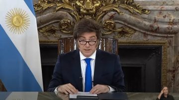 Según Milei, la moratoria, el aumento a docentes y en discapacidad representan un gasto equivalente a una YPF