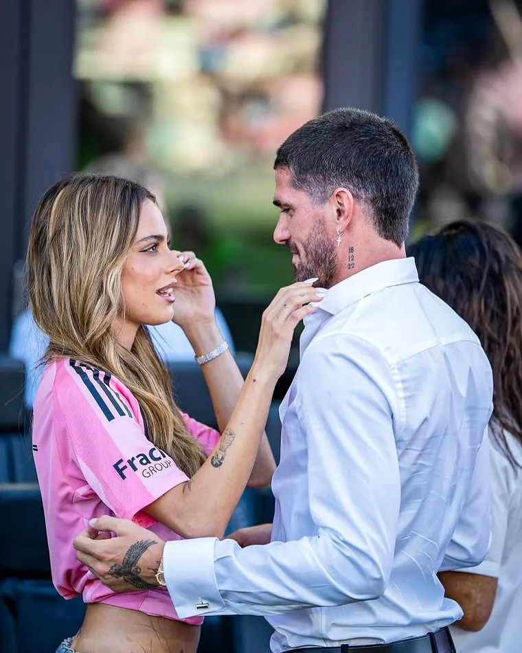 Aseguran que Tini Stoessel y Rodrigo De Paul se casarán en Argentina y ya tienen fecha