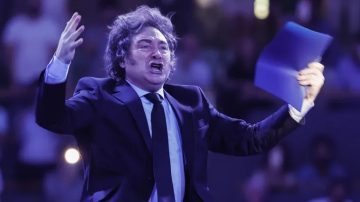 Javier Milei tildó de “enano” a Axel Kicillof