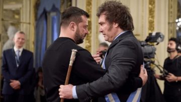 Zelensky habló con Milei y agradeció su colaboración para lograr la paz