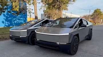 El arribo de las primeras Tesla Cybertruck paralizó las calles en Buenos Aires