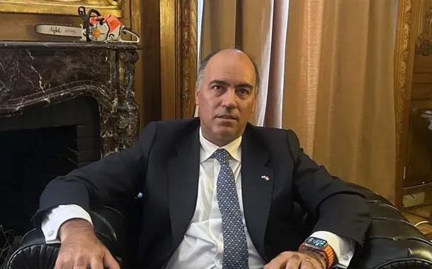 “¡Viva el rey!”: la arenga del embajador argentino en España en un acto homenaje a San Martín