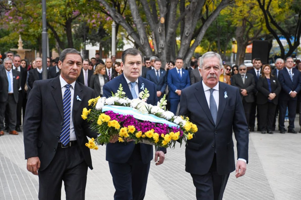 Zamora encabezó el acto por el 175° aniversario del paso a la inmortalidad del general José de San Martín
