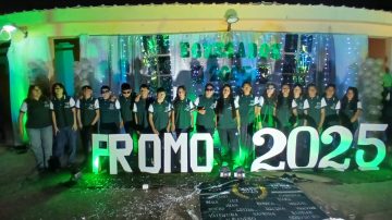 Emotiva presentación de indumentaria del 7° año de la Escuela N° 703 de Campo Gallo