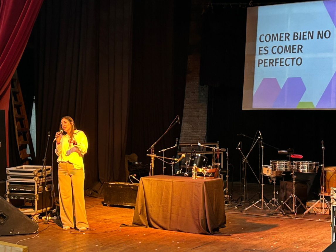 La Feria del Libro tuvo un espacio dedicado a la “Nutrición en el deporte y los buenos hábitos alimenticios”