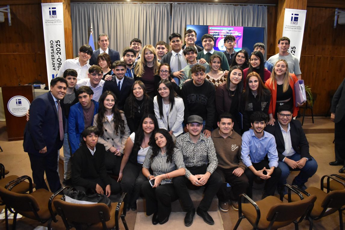 Franja Morada participó del Conversatorio por el 58° Aniversario de Franja Morada