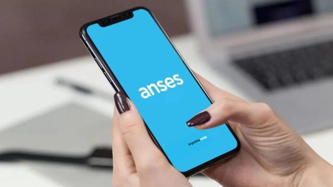 ANSES: Habilitan línea de préstamos para solicitar desde el celular