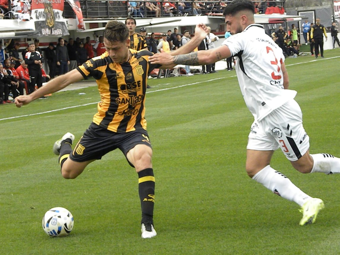 Mitre igualó de visitante ante Chacarita Juniors