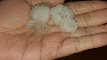 La tormenta de Santa Rosa llegó a Ojo de Agua con granizo