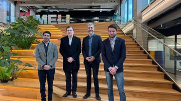 Gerardo Zamora se reunió con directivos de Mercado Libre y se evalúan posibles inversiones en la provincia