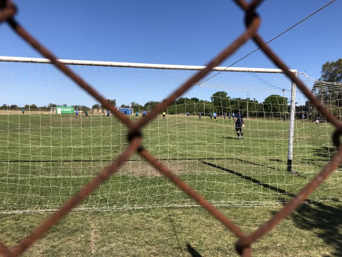 Maco: desmayaron de una patada en la cabeza a un jugador en una pelea campal