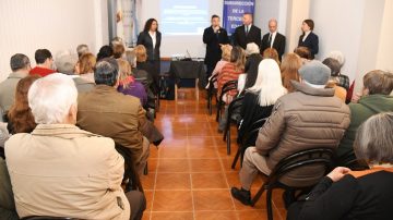 Delegados de los centros de jubilados participaron de una charla para prevenir ciberdelitos