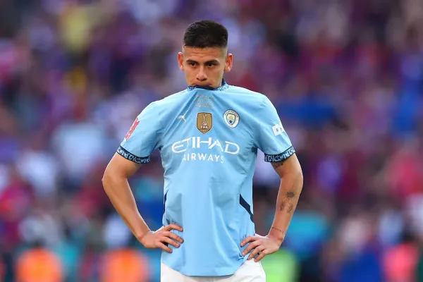 El Diablito Echeverri duró poco en el City: se va a la Bundesliga