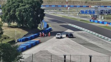 Franco Colapinto se accidentó en las pruebas de neumáticos