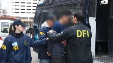 La Policía Federal Argentina expulsó a un peligroso delincuente colombiano de nuestro país
