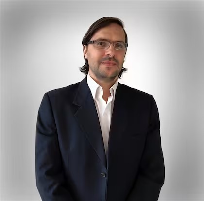 El economista Diego Martínez Burzaco disertará en Santiago del Estero sobre la economía argentina