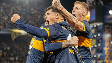 Con goles de Merentiel y Cavani, Boca derrotó a Banfield y se prende arriba