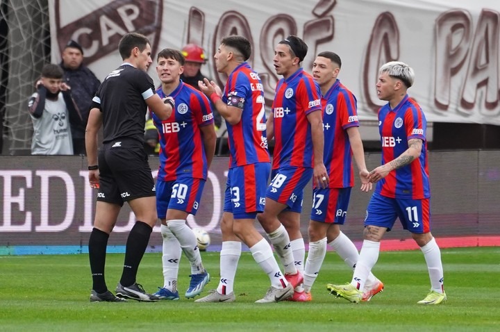 Problemas en San Lorenzo: pidieron la quiebra del club por una deuda millonaria