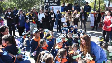 Jardines y personal de salud de la Municipalidad participaron de una jornada de concientización por el Día Mundial Contra el Dengue